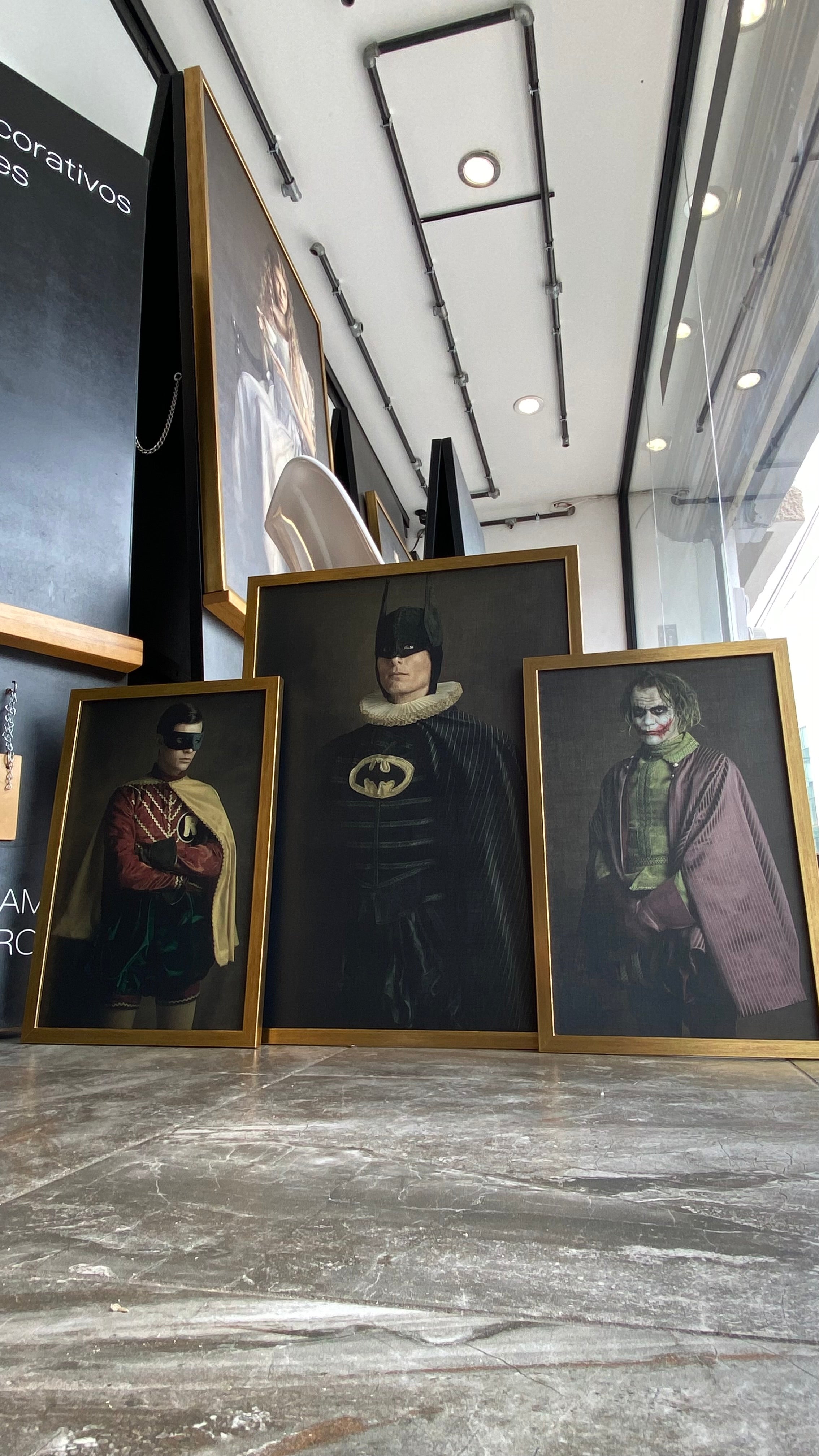 Set Cuadros Decorativos Personajes Época 016 Superhéroes Batman, Robin y Joker