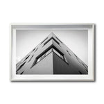 Cargar imagen en el visor de la galería, Cuadro Decorativo Arquitectónico 004 - Edificio en Perspectiva Blanco y Negro
