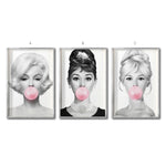 Cargar imagen en el visor de la galería, Set Cuadros Decorativos Bubble Gum 006 Marilyn, Audrey y Brigitte
