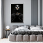 Cargar imagen en el visor de la galería, Cuadro Decorativo Black Woman 007 - Mujer Negra Africana con Dorado
