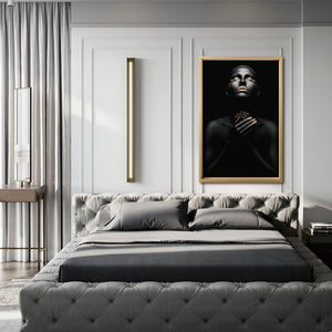 Cuadro Decorativo Black Woman 007 - Mujer Negra Africana con Dorado