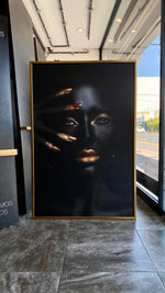 Cargar imagen en el visor de la galería, Cuadro Decorativo Black Woman 034 - Mujer Negra Africana con dorado
