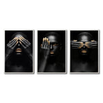 Cargar imagen en el visor de la galería, Set 3 Cuadros Decorativos Black Woman 009 - Mujer Negra Africana con Dorado
