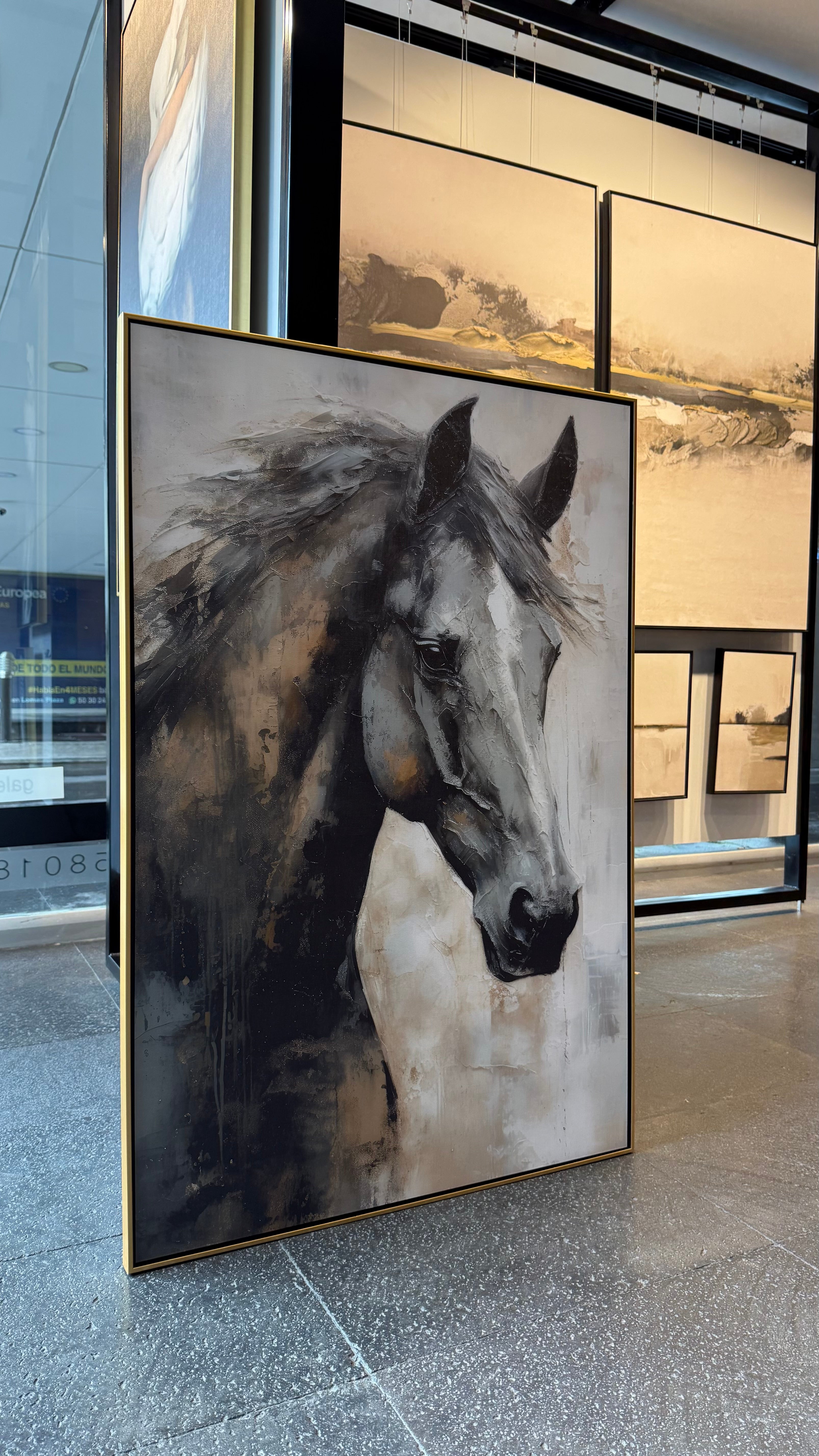 Cuadro Decorativo Abstracto Negro Arena 2 - 207 Caballo Estilo Nordico Arte Moderno en Tonos Neutros, Beige, Terracota, Negro y Gris