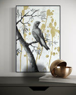 Cargar imagen en el visor de la galería, Cuadro Decorativo Abstracto Negro Arena 2-266 - Perico, Loro, Aves En Blanco y Negro Arte Elegante con Dorado Oro
