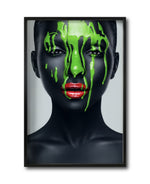 Cargar imagen en el visor de la galería, Cuadro Decorativo Black Woman 021 - Mujer Negra Africana con Pintura Verde en el Rostro
