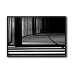 Cargar imagen en el visor de la galería, Cuadro Decorativo Arquitectónico 042 - Luz y Sombras Blanco y Negro
