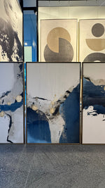 Cargar imagen en el visor de la galería, Set de 3 Cuadros Decorativos Abstract Colors 3 - 308 - Arte Moderno y Elegante en Tono Azul, Beige y Dorado -Triptico

