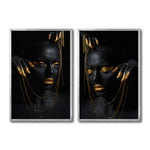 Cargar imagen en el visor de la galería, Set Cuadros Decorativos Black Woman 055 - Manos de Mujer Negra Africana con Joyas Doradas
