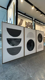 Cargar imagen en el visor de la galería, Set 3 Cuadros Decorativos Abstracto Negro Arena 045 - Arte Geométrico Círculos en Negro Estilo Boho Minimalista-Triptico
