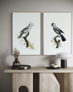 Cargar imagen en el visor de la galería, Set Cuadros Decorativos Abstracto Negro Arena 2 - 264 - Diptico Boceto de Pájaros Arte de Aves En Blanco, Negro y Dorado Oro
