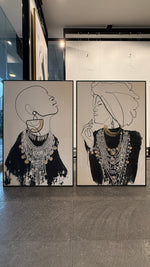 Cargar imagen en el visor de la galería, Set Cuadros Decorativos Abstracto Negro Arena 2 - 213 - Diptico Moderno Estilo Boho Mujeres Afro Arte Lineal En tonos Neutros y un toque de Dorado  Oro
